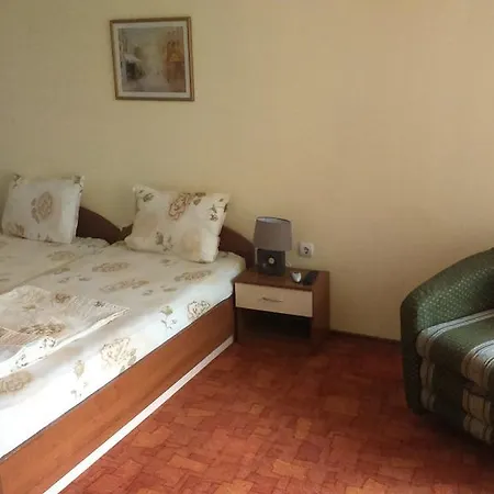 Pri Valyo Konukevi Primorsko