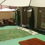 בית הארחה Pri Valyo פרימורסקו