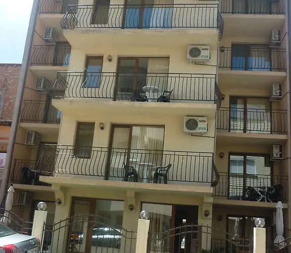 при вальо Къща за гости Приморско